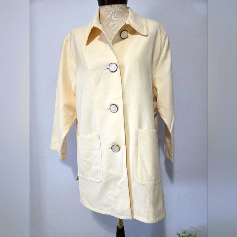 Mr. LEONARD VINTAGE Cream/Pale Yellow Virgin Wool Women's Jacket.Size L/XL